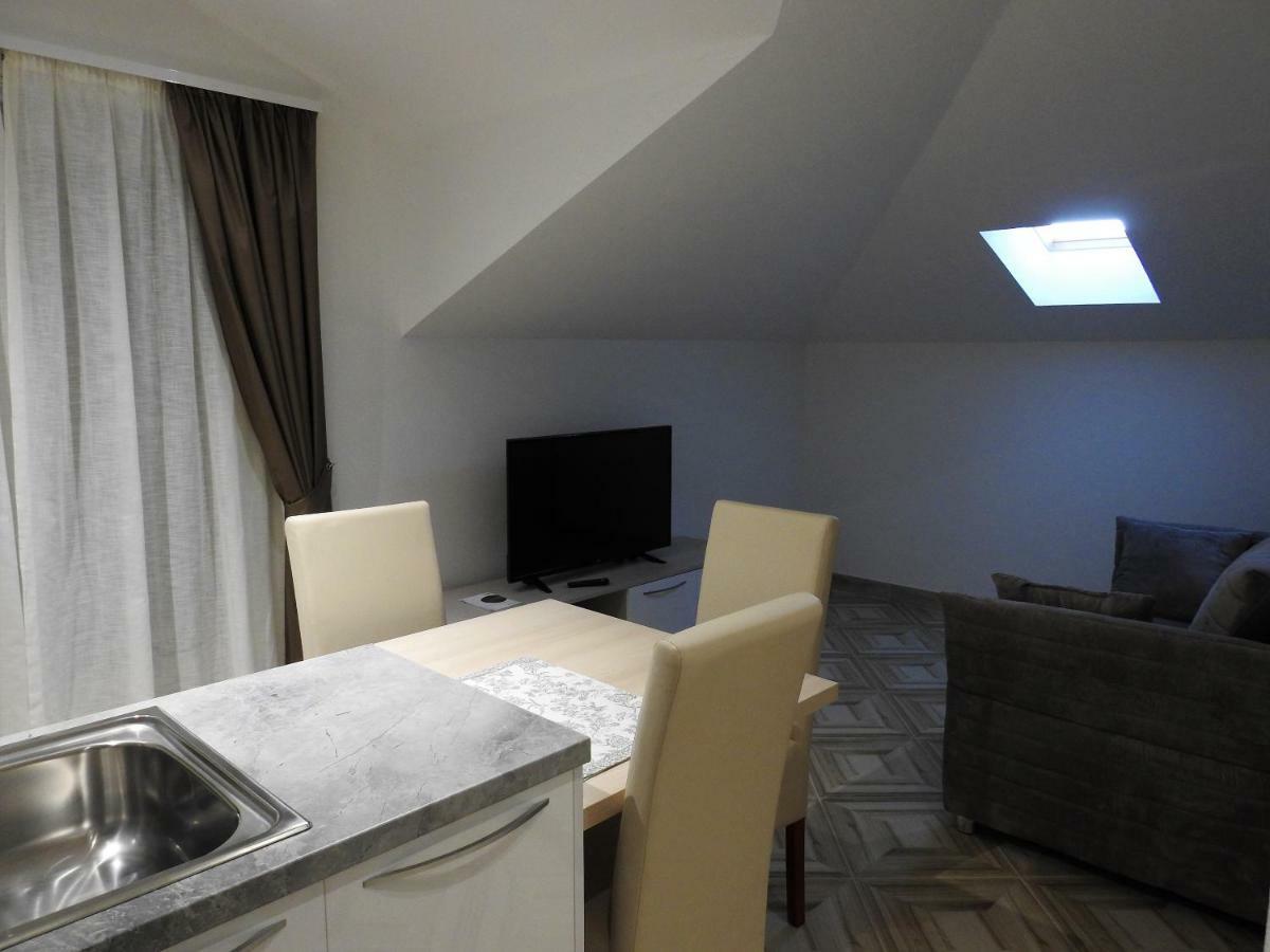 סומרטין Apartments Villa Barbara מראה חיצוני תמונה